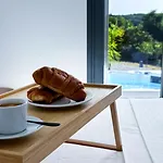 Ek Ornelakis, Luxury Country House With Jacuzzi